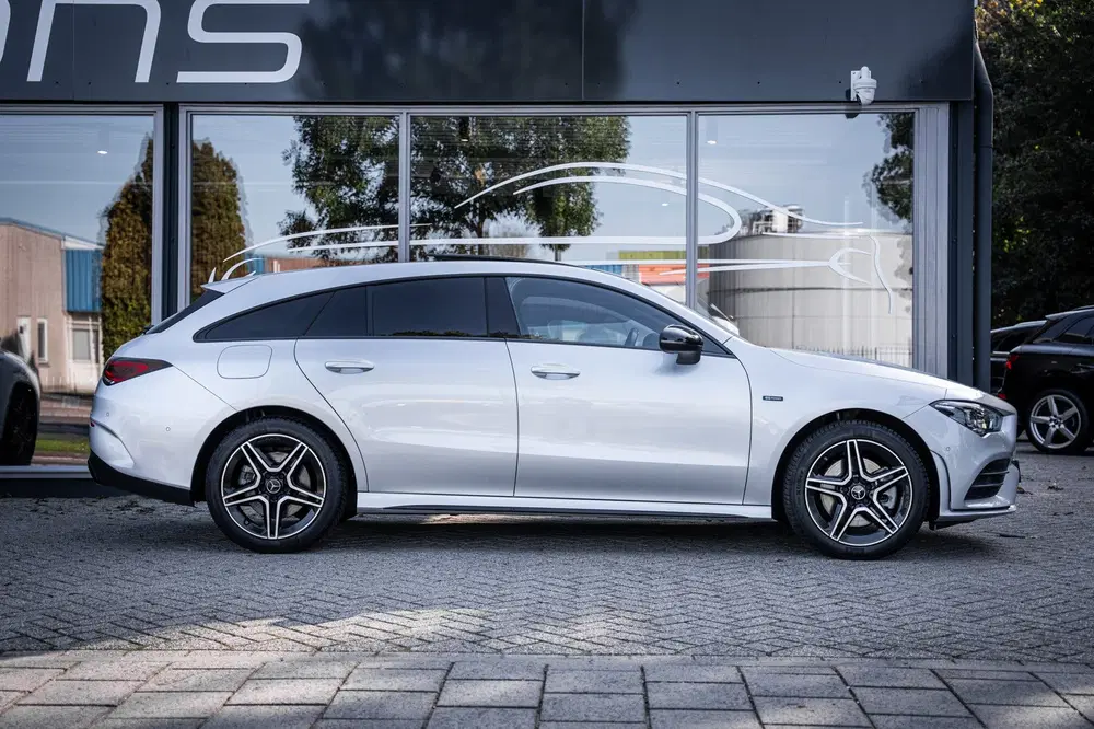 Mercedes-Benz CLA 250 e Premium Plus uit 2020, foto 13
