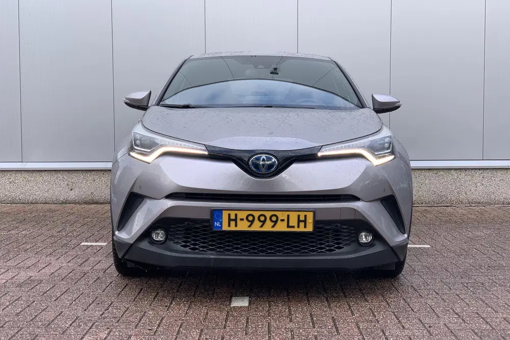 Toyota C-HR 1.8 Hybrid Executive uit 2019, foto 3