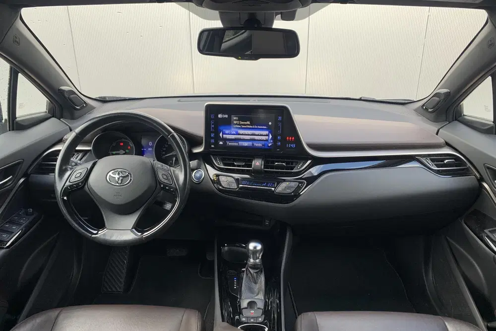 Toyota C-HR 1.8 Hybrid Executive uit 2019, foto 9
