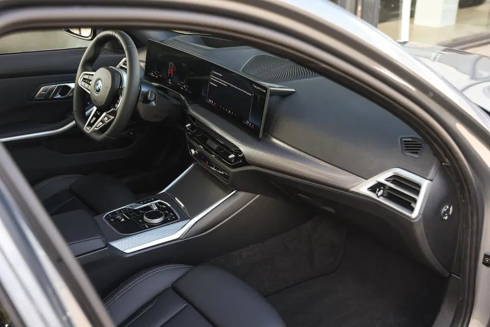 BMW 3-serie 330e M Sport Automaat uit 2026, foto 11