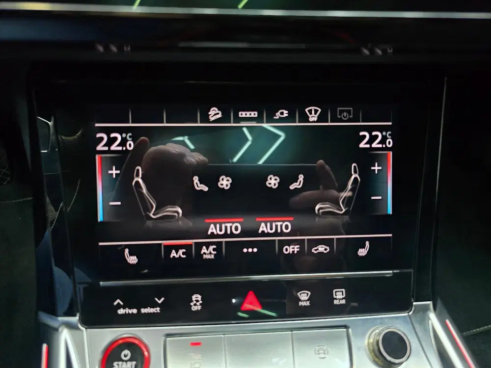 Audi e-tron S quattro 95 kWh 503PK Pano Leder Softclos uit 2022, foto 14