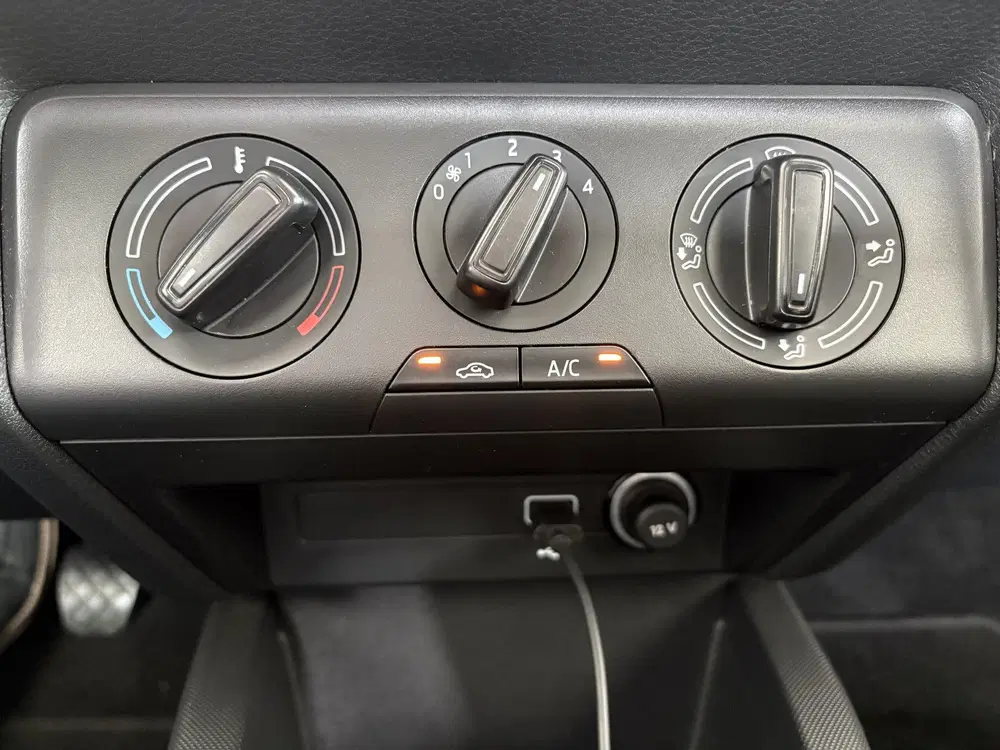 Skoda Fabia 1.0 TSI Ambition Airco uit 2022, foto 13
