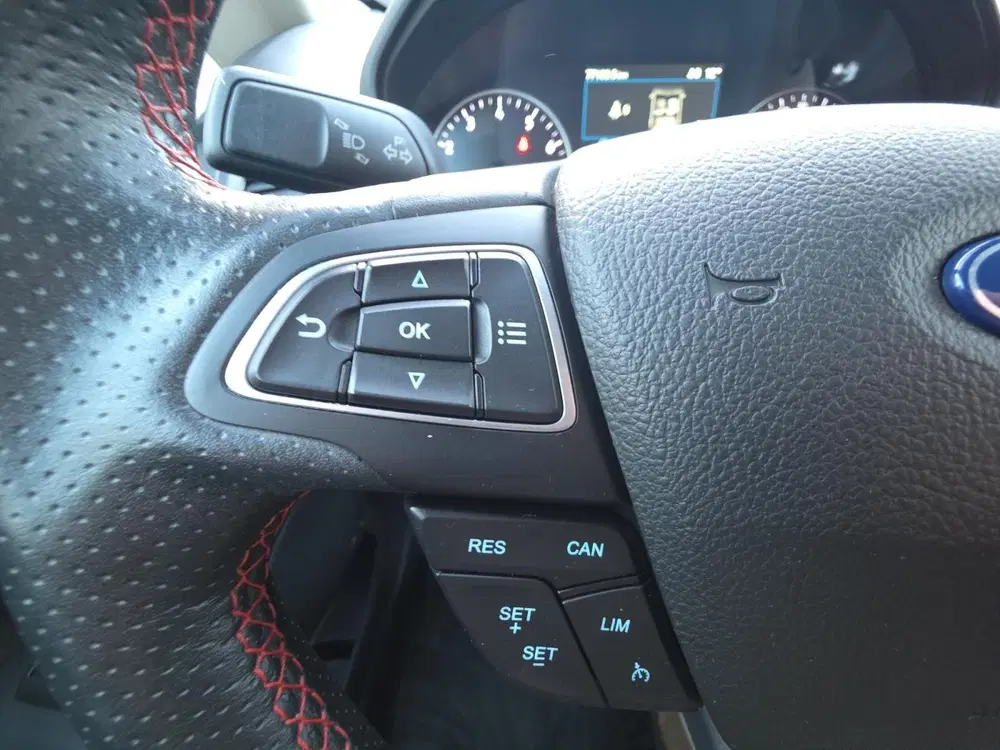 Ford EcoSport 1.0 EcoBoost ST-Line uit 2022, foto 15