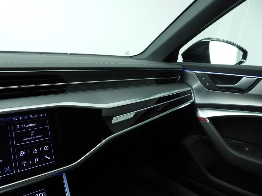 Audi A6 40 TFSI S Line Competition uit 2025, foto 14