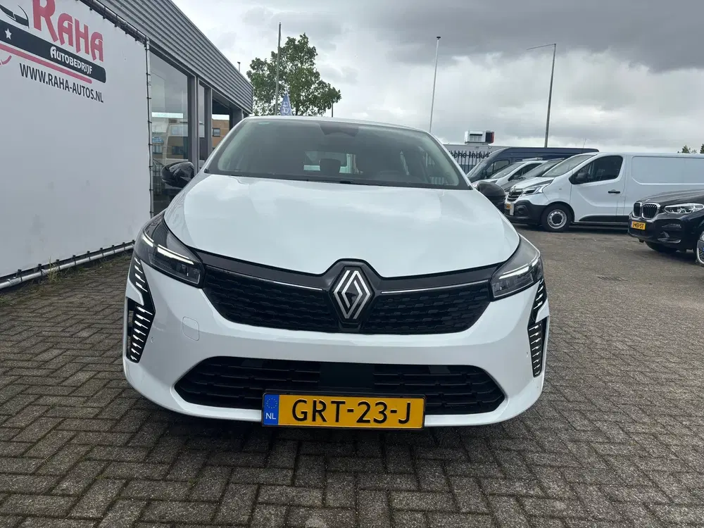 Renault Clio 1.0 TCe 90 GPF evolution uit 2024, foto 2