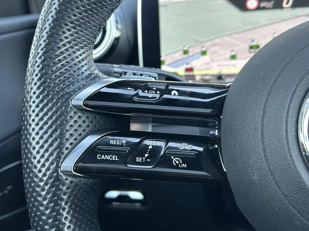 Mercedes-Benz GLC 300e 4MATIC AMG Line uit 2024, foto 11
