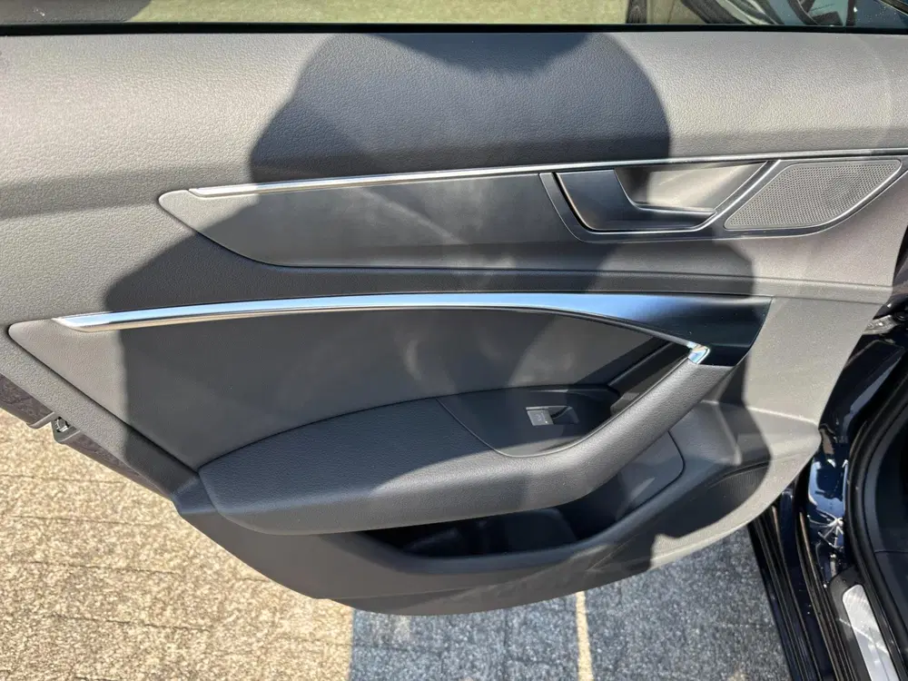 Audi A6 45 TFSI S-Line Pano uit 2024, foto 9