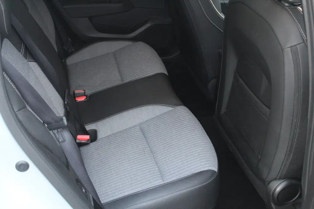 Renault Clio 1.0 TCe 90 GPF techno Cruise Control l Lan uit 2025, foto 14