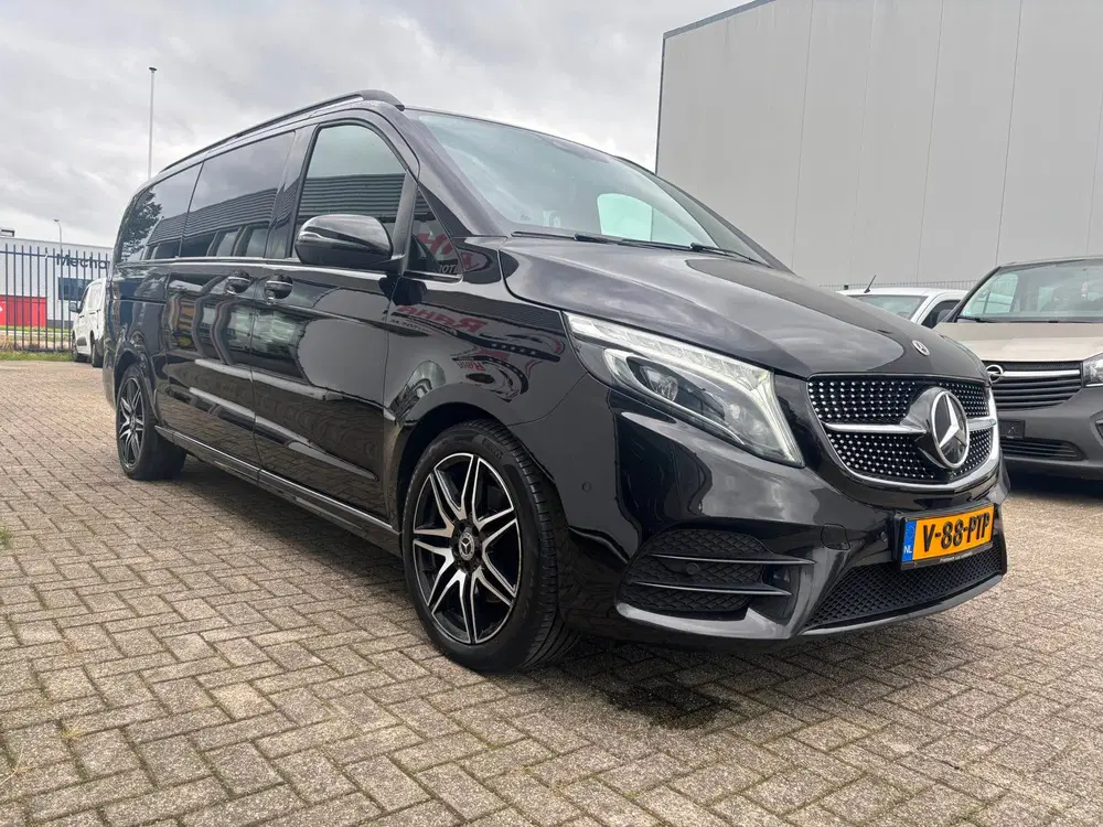 Mercedes-Benz V-Klasse 300d Extra Lang DC Avantgarde Edition uit 2022, foto 3