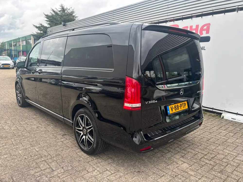 Mercedes-Benz V-Klasse 300d Extra Lang DC Avantgarde Edition uit 2022, foto 5