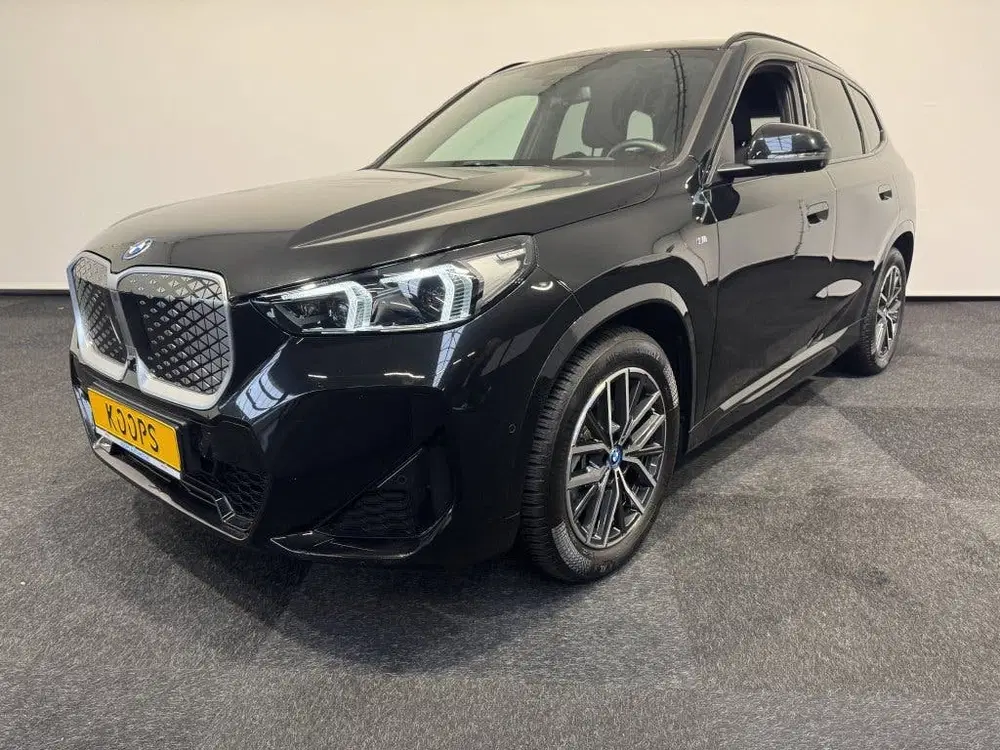 BMW iX1 M Sport Premium Pro uit 2025, foto 5