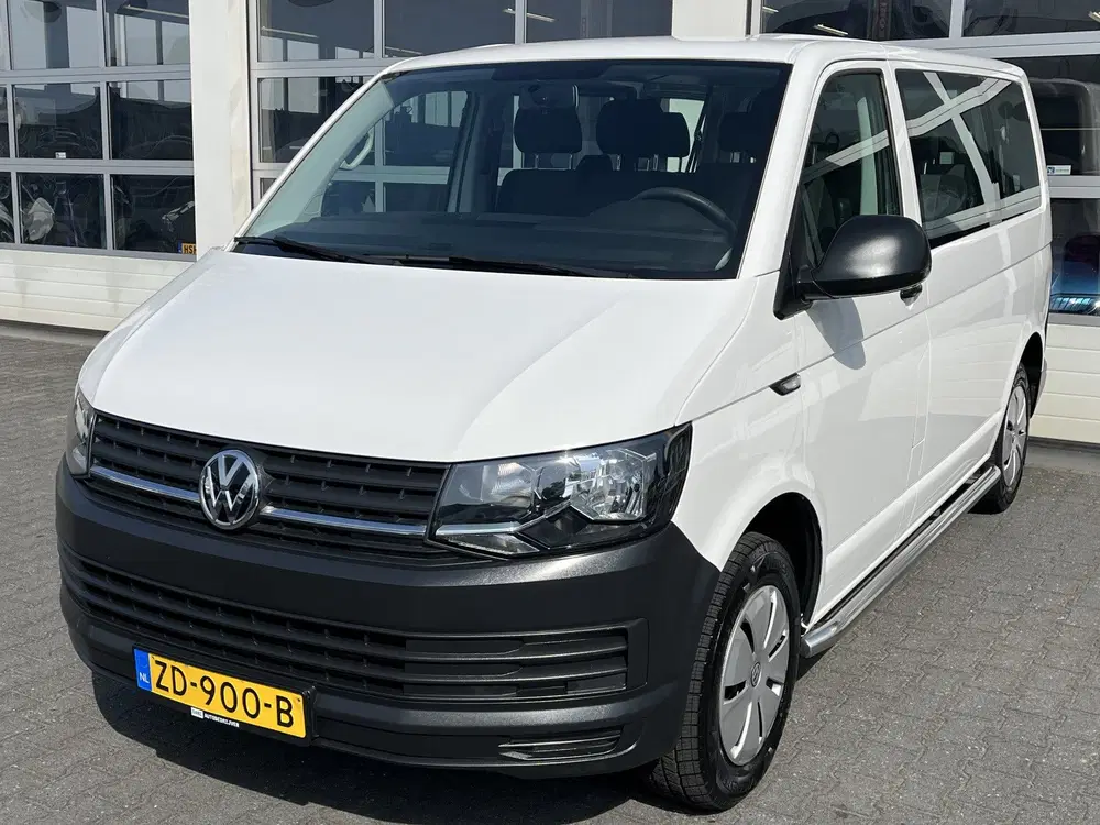 Volkswagen Transporter Kombi 2.0 TDI L1H1 Airco 9 persoons C uit 2019, foto 2