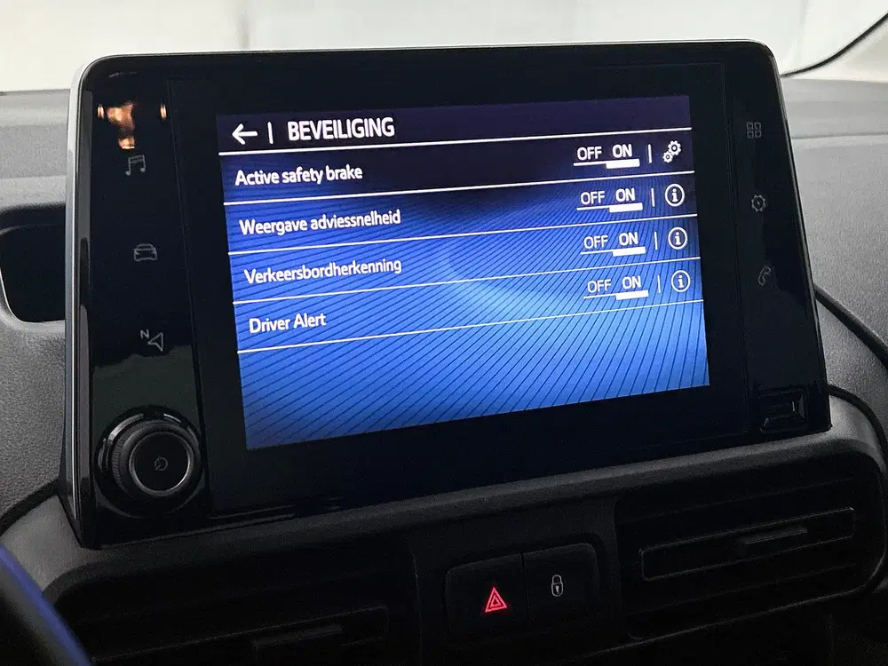 Toyota Proace City 1.2 Turbo Active Long Direct leverb uit 2021, foto 12