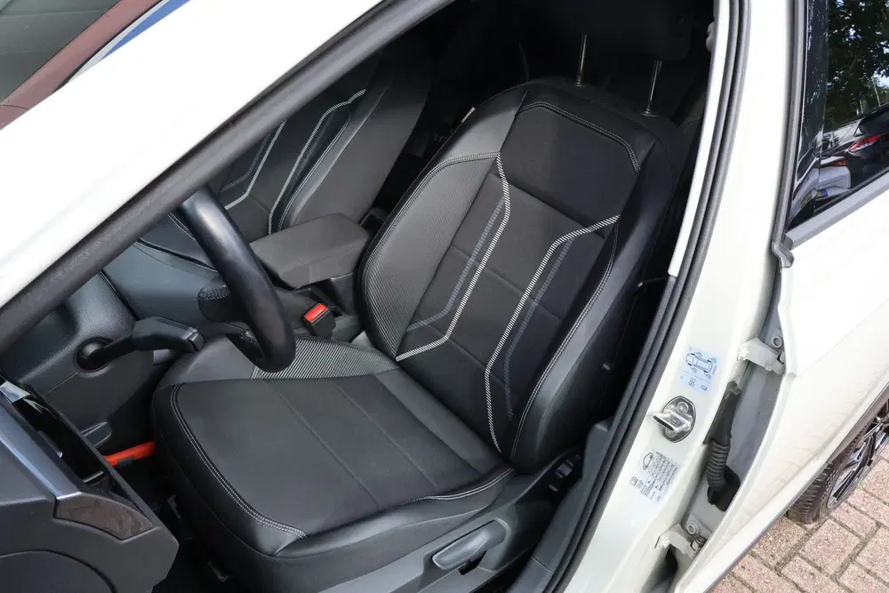 Volkswagen Taigo 1.0 TSI Style uit 2022, foto 9