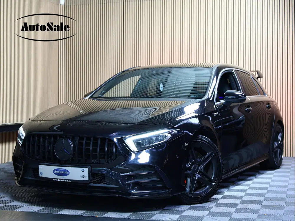 Mercedes-Benz A-Klasse AMG 35 4MATIC PANO NAVI CAMERA VIRTUA uit 2019