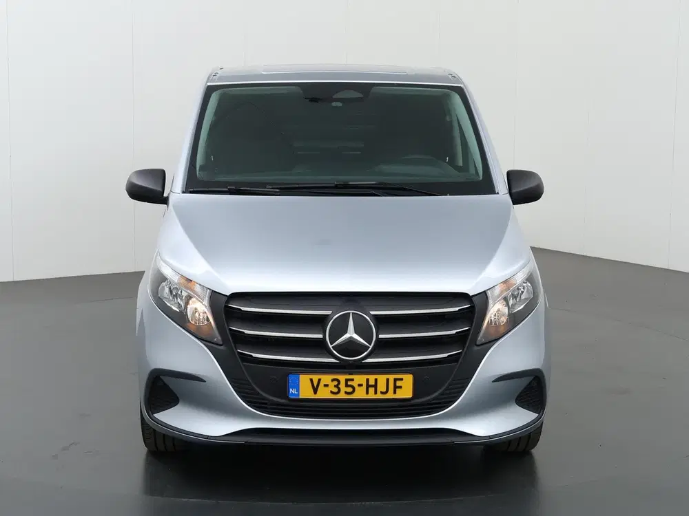 Mercedes-Benz Vito 114 CDI uit 2024, foto 3