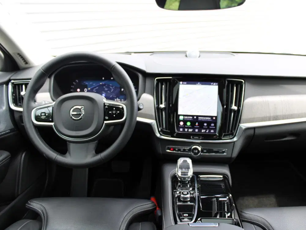 Volvo V90 2.0 T8 Plug-in hybrid AWD Ultra Dark Autom uit 2025, foto 14