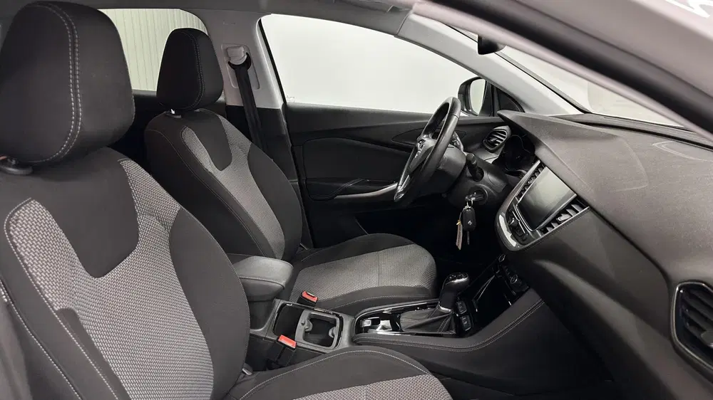 Opel Grandland 1.2 Turbo Business Edition AUTOMAAT CARPLA uit 2020, foto 4