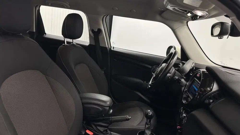 Mini Cooper 1.5 Cooper Business Edition NAVI LM CARPLA uit 2021, foto 14