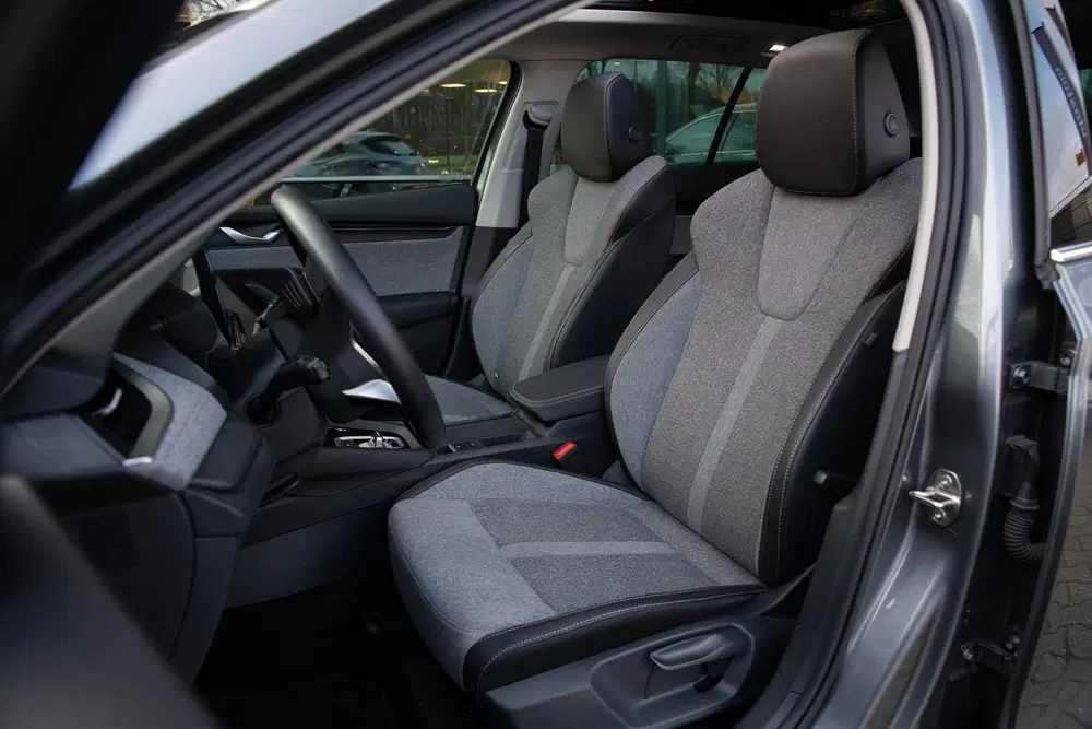 Skoda Octavia 1.5 TSI MHEV Business Edition uit 2025, foto 4