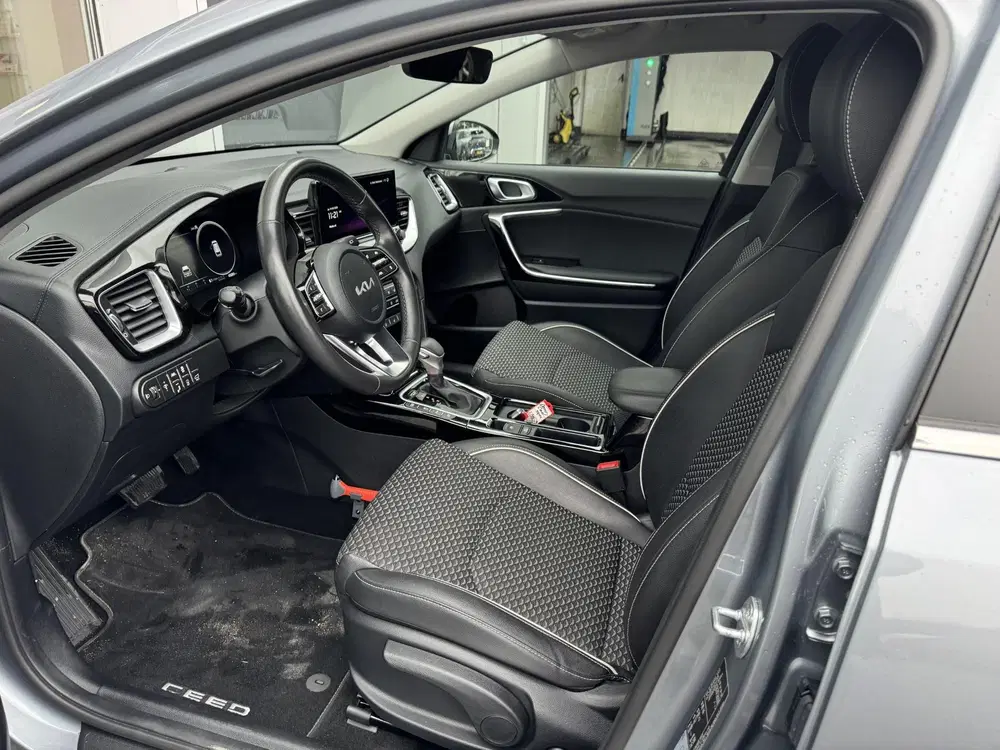 Kia Ceed 1.0 T-GDi MHEV DynamicPlusLine Automaat uit 2024, foto 10