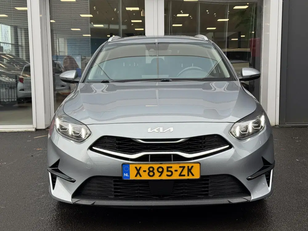 Kia Ceed 1.0 T-GDi MHEV DynamicPlusLine Automaat uit 2024, foto 2