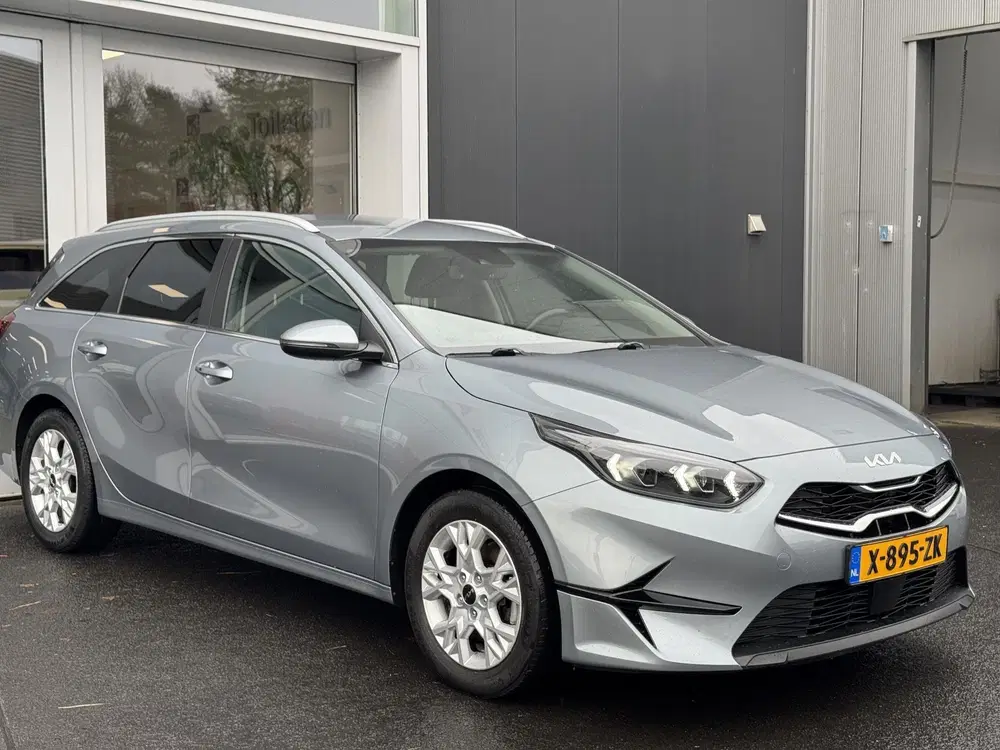 Kia Ceed 1.0 T-GDi MHEV DynamicPlusLine Automaat uit 2024, foto 3