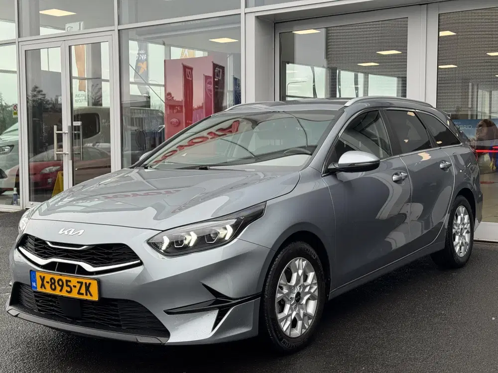 Kia Ceed 1.0 T-GDi MHEV DynamicPlusLine Automaat uit 2024, foto 4