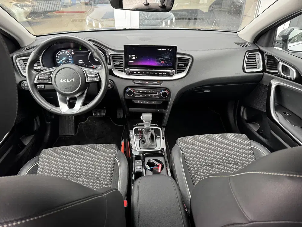 Kia Ceed 1.0 T-GDi MHEV DynamicPlusLine Automaat uit 2024, foto 8