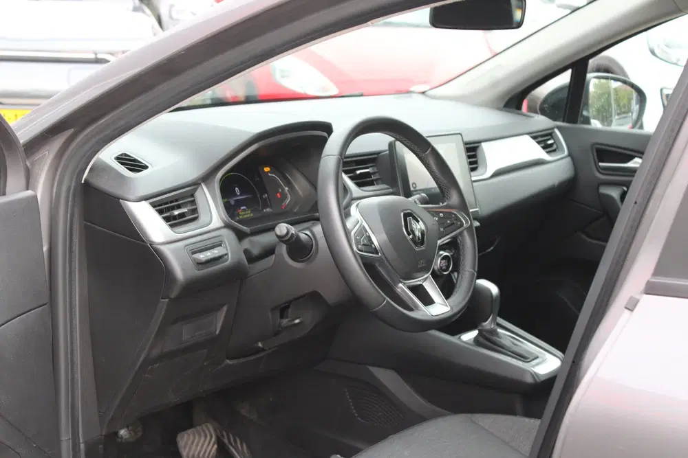 Renault Captur 1.6 E-Tech Hybrid 145 ECC uit 2022, foto 4