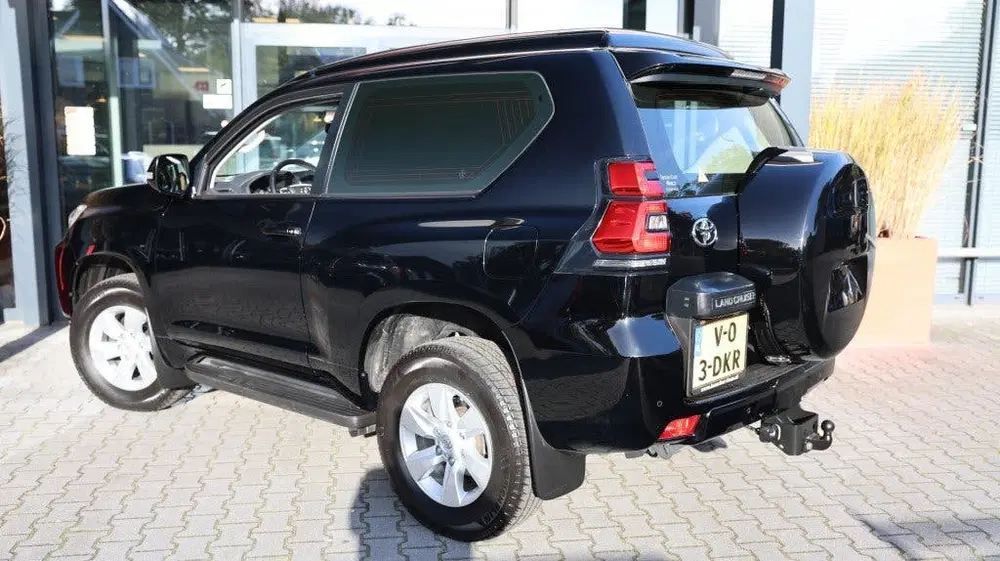Toyota Land Cruiser 2.8 D-4D 3DRS CHALLENGER A uit 2024, foto 4