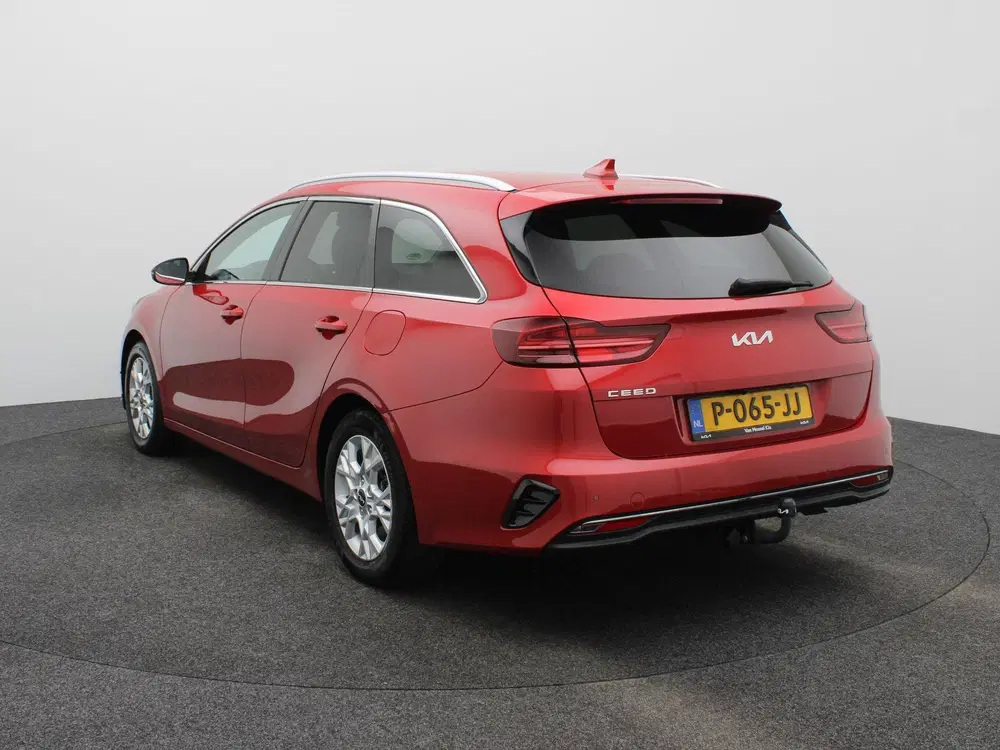 Kia Ceed 1.0 T-GDi DynamicPlusLine uit 2022, foto 4