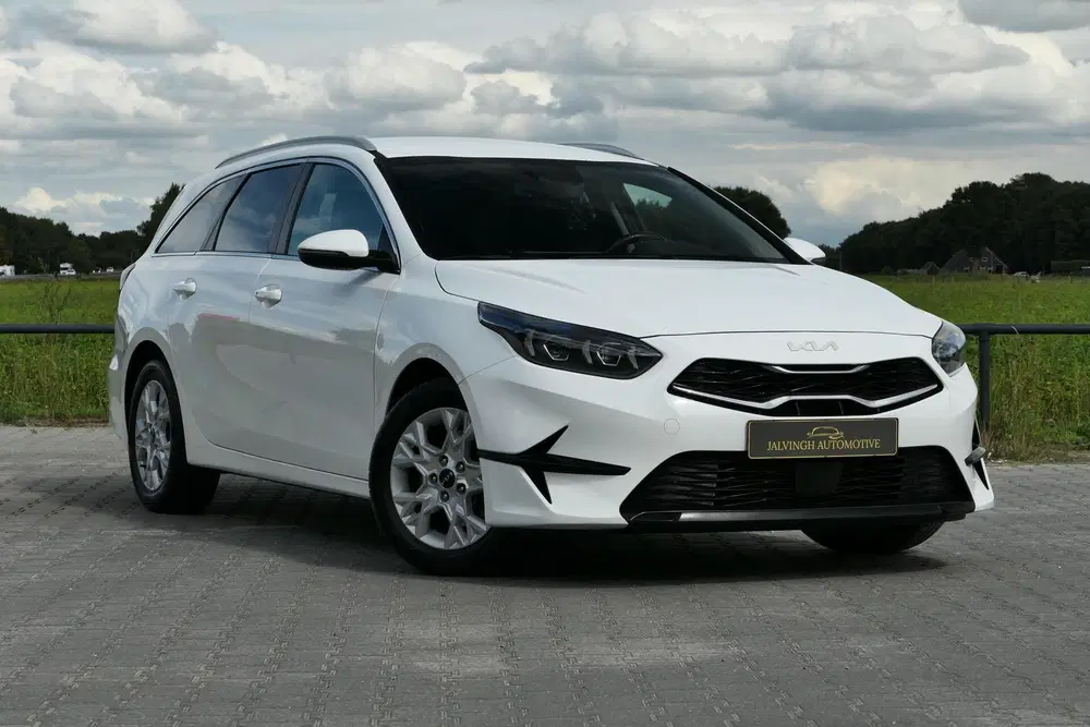Kia Ceed 1.0 T-GDi MHEV DynamicPlusLine uit 2023, foto 8