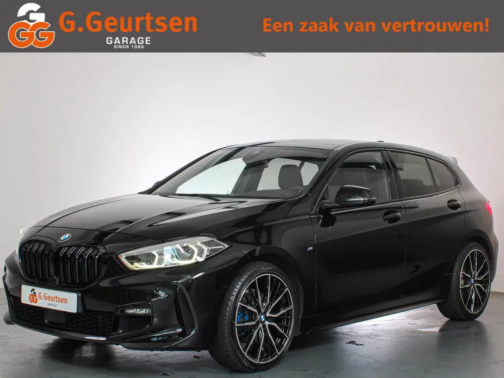 BMW 1-serie 118d High Executive M-sport HUD uit 2020