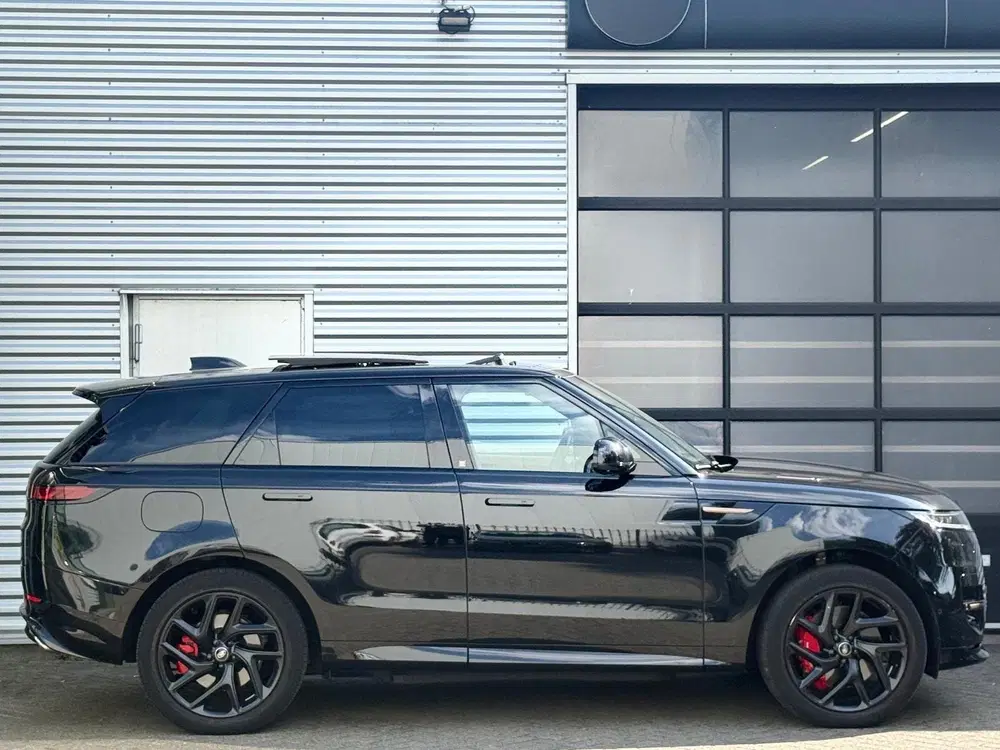 Land Rover Range Rover Sport 3.0 P460e Dynamic SE PHEV uit 2024, foto 10