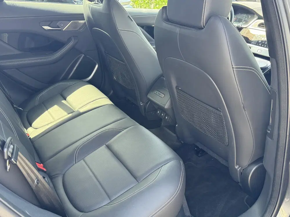 Jaguar I-Pace EV400 HSE 90 kWh Dealeronderhouden uit 2020, foto 12