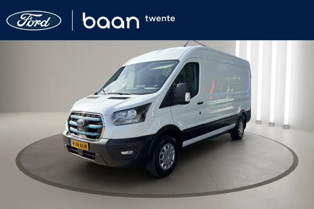 Ford Transit 350 L3H2 Trend 68 kWh uit 2024