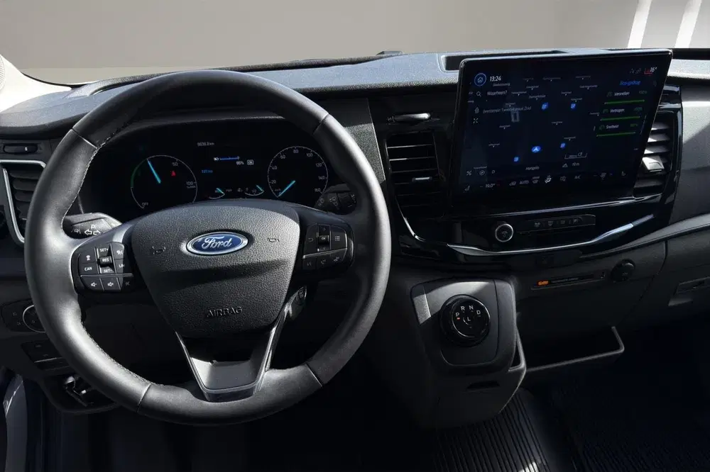 Ford Transit 350 L3H2 Trend 68 kWh uit 2024, foto 9