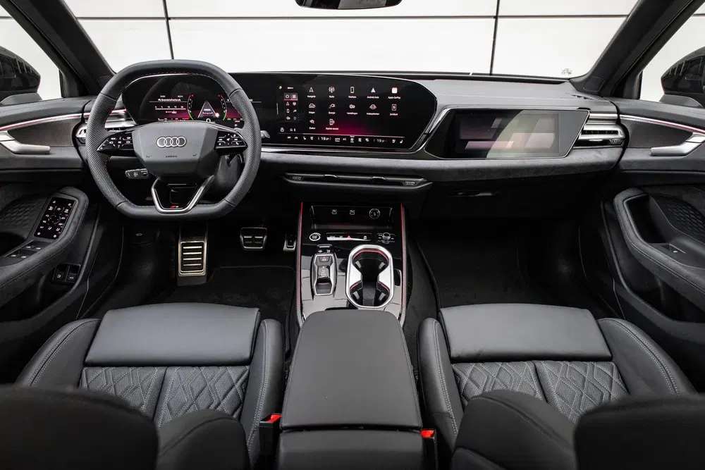 Audi A6 2.0 e-hybrid 367pk quattro S edition Compe uit 2026, foto 5