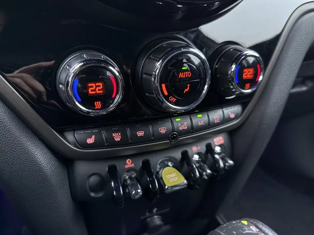 Mini Countryman 1.5 Cooper SE ALL4 Leder uit 2023, foto 15