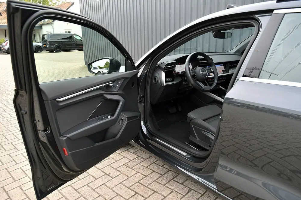 Audi A3 40 TFSi-e 204pk S-Tronic Sport 06-2023 uit 2023, foto 11