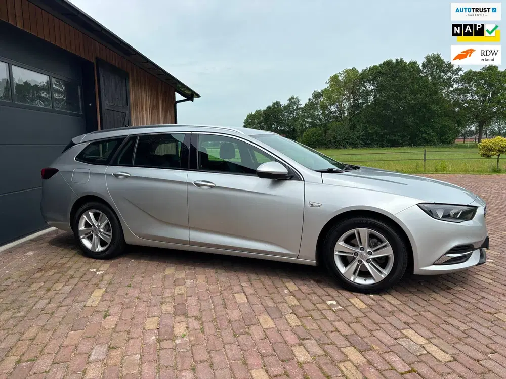 Opel Insignia 1.5 Turbo Business Executive uit 2020