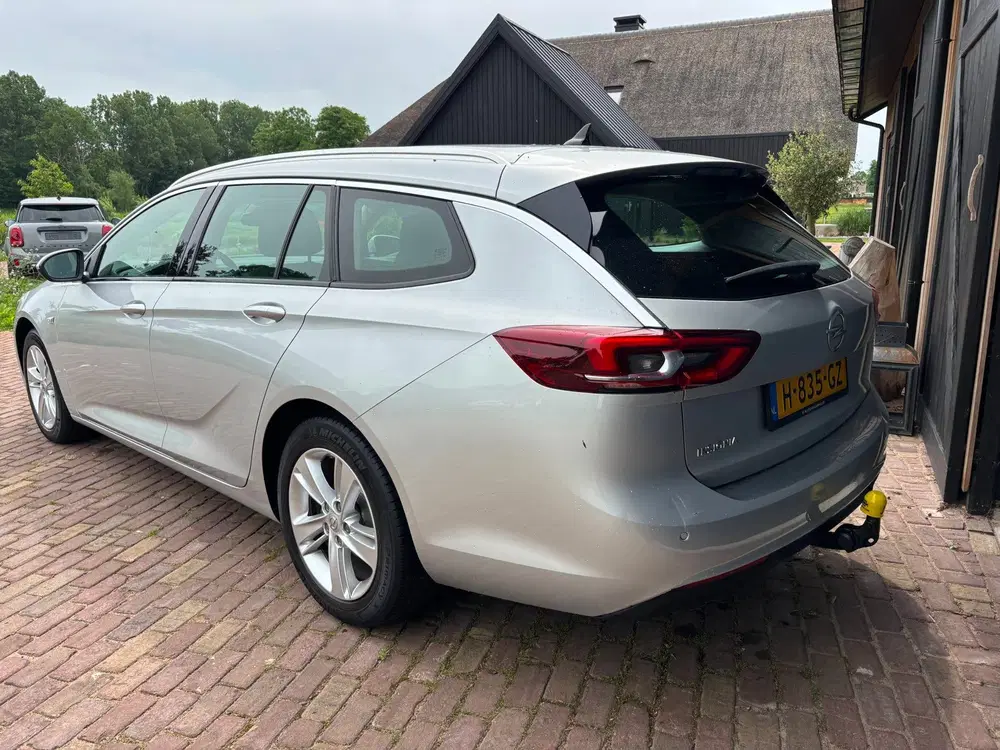 Opel Insignia 1.5 Turbo Business Executive uit 2020, foto 6