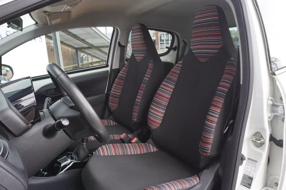Citroën C1 Citroen C1 1.0 VTi Feel+Dab+ airco+privacy uit 2021, foto 4
