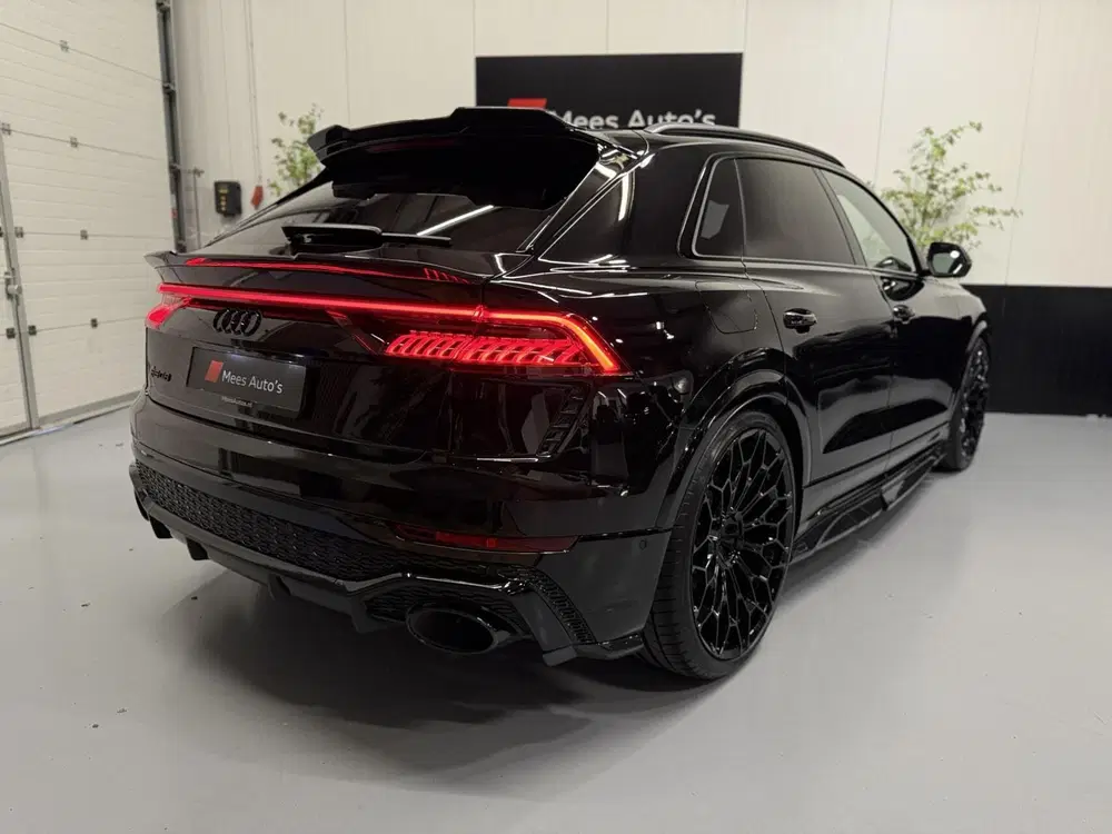 Audi RS Q8 4.0 TFSI uit 2022, foto 3