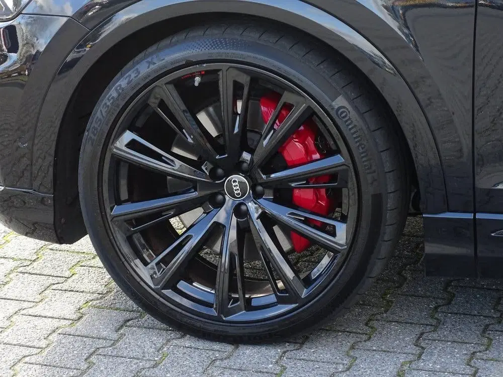 Audi Q8 55 TFSI e 381PK Quattro S line uit 2021, foto 13