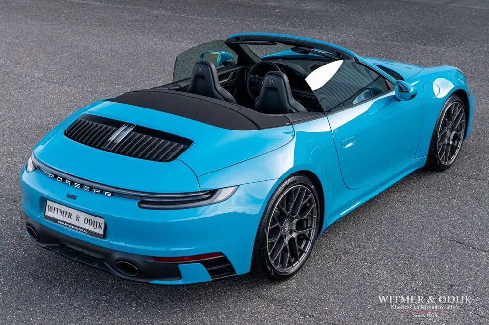 Porsche 911 3.0 Carrera Miami Blue (bj 2020) uit 2020, foto 13