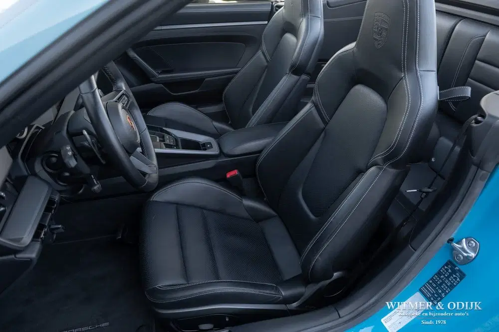 Porsche 911 3.0 Carrera Miami Blue (bj 2020) uit 2020, foto 7