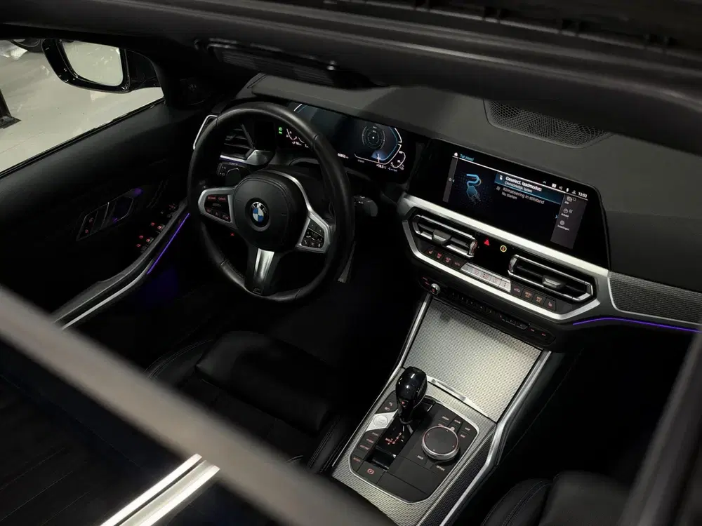 BMW 3-serie 330e uit 2019, foto 3
