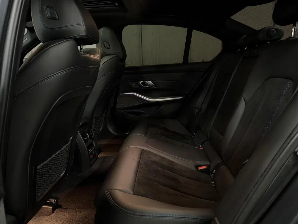 BMW 3-serie 330e uit 2019, foto 5